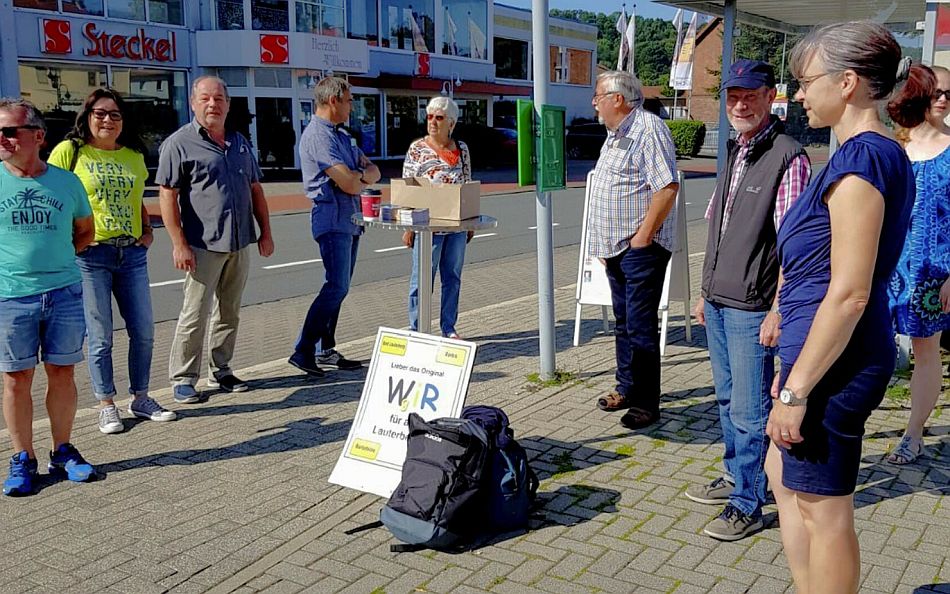 Wahlkampfteam der WgiR war mit Bürgermeisterkandidat Volker Hahn im Stadtgebiet unterwegs